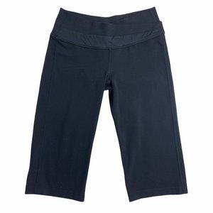 LULULEMON Athletica Black Groove Crop Pants Size 6